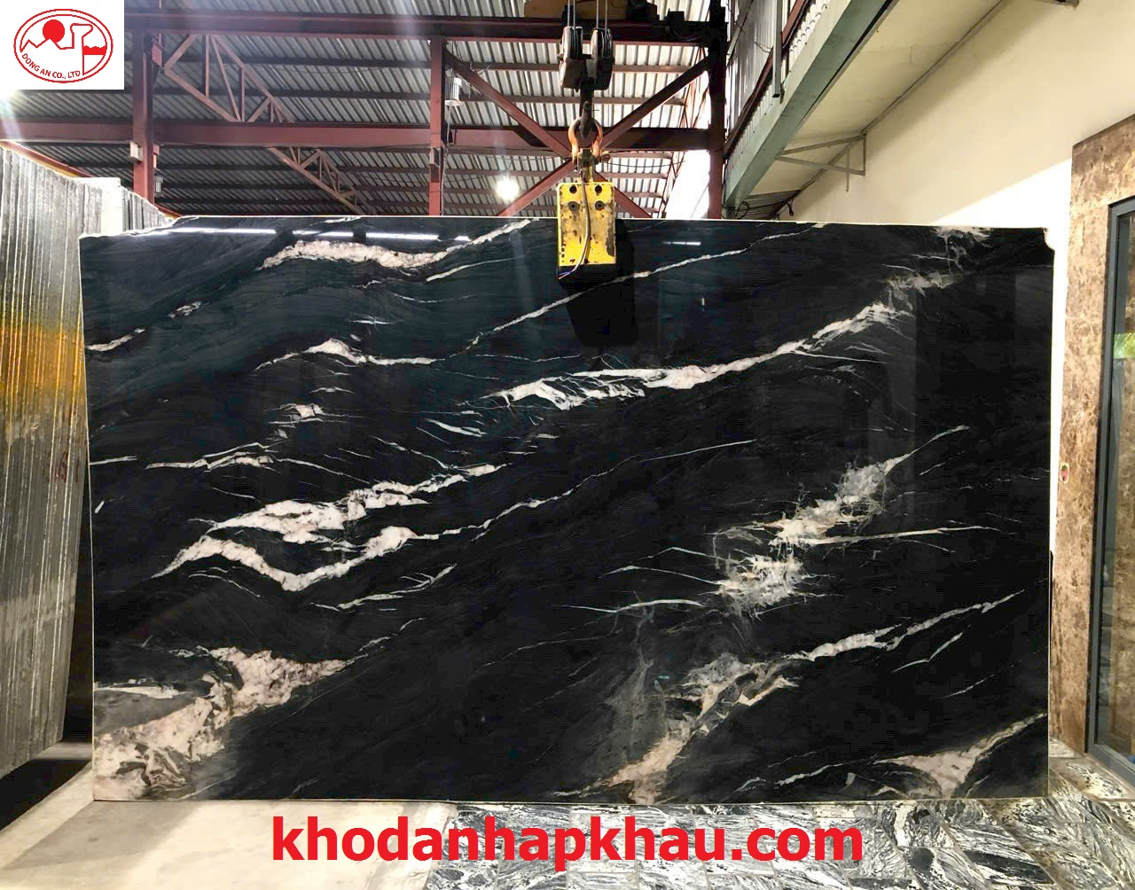 Đá Quartzite BLack Brazil